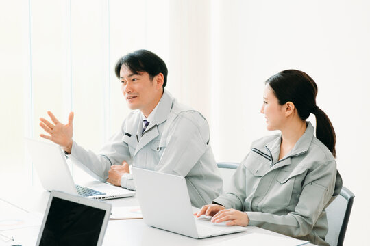 工場での仕事