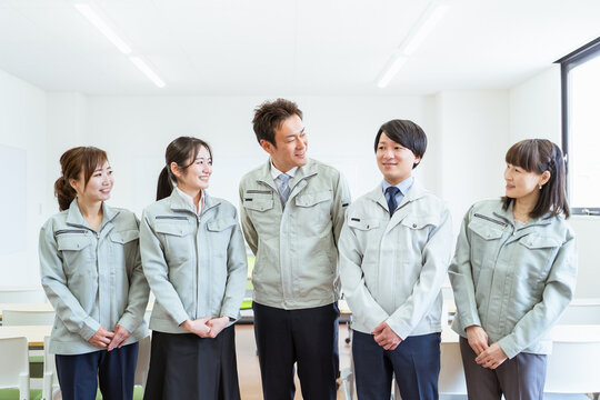 工場での仕事
